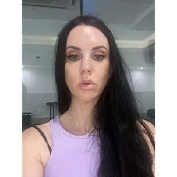 Polly Smyth - Age, Bio, Birthdate, Family, Networth & More