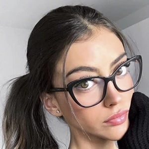 Paula Polonio - Bio, Networth, Family, Age, Birthdate & More