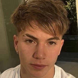 Massi Pomponio - Age, Bio, Birthdate, Family, Networth & More