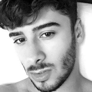 Alex Ponce - Family, Bio, Birthday, Family, Income & More