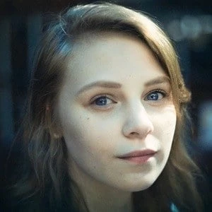 Sydney Ann Poniewaz Biography