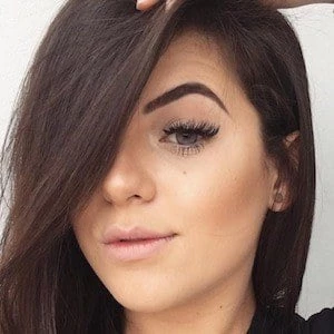 Amanda Pontes - Biography, Birthday, Family, Wki, Networth & More