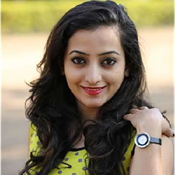 Poonam Ghadge - Age, Bio, Birthdate, Family, Networth & More