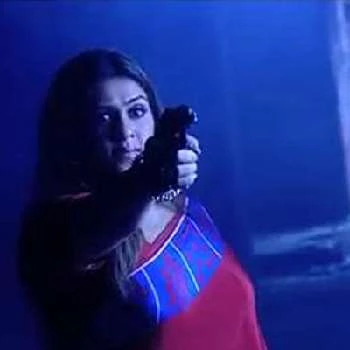 Poonam Narula - Age, Bio, Birthdate, Family, Networth & More