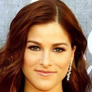 Cassadee Pope Biography