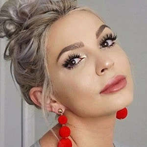 Alexandra Potora - Bio, Networth, Family, Age, Birthdate & More