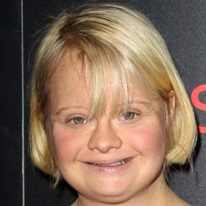 Lauren Potter Biography