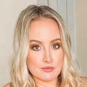 Elizabeth Potthast Biography