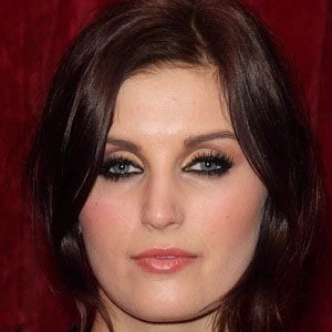 Sophie Powles Biography