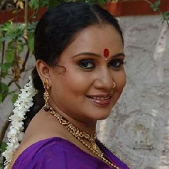 Priya Arun Berde - Age, Bio, Birthdate, Family, Networth & More