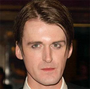 Gareth Pugh - Family, Bio, Wiki, Dat of Birth, Networth & More