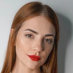 Karol Queiroz Biography