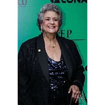 Queta Lavat - Wiki, Bio, Networth, Birthdate, Family & More