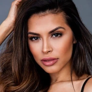 Jessica Quezada - Age, Height, Birthdate, Family, Wiki & More