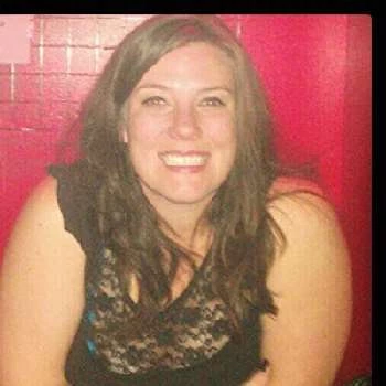 Rachael Robertson - Age, Bio, Birthdate, Family, Networth & More