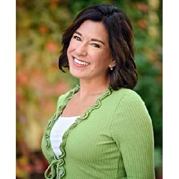 Rachel Thurow - Age, Bio, Birthdate, Family, Networth & More