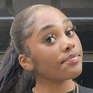 Raeee Babe Biography