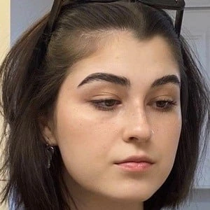 Nicole Rafiee Biography