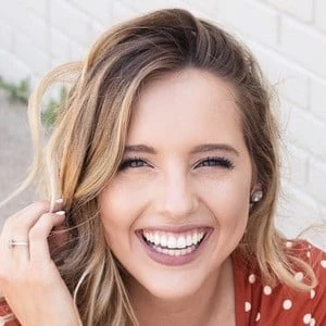 Courtney Raine - Age, Bio, Birthdate, Family, Networth & More