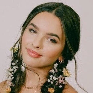Jenna Raine Biography