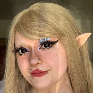 Skye Raine - Birthday, Bio, Wiki, Family, Networth & More