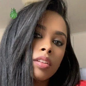 Indhira Ramirez Biography