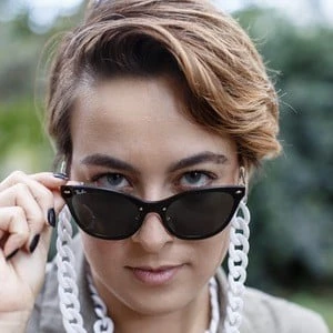 Helen Ramos Biography