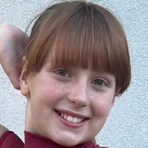 Lexie Randall - Family, Bio, Birthday, Family, Income & More