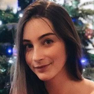 Shauni Rau - Profession, Biography, Birthdate, Family, Wiki & More