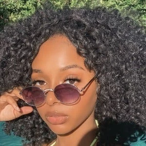 Rave Vanias - Age, WIki, Birthday, Family, Networth & More