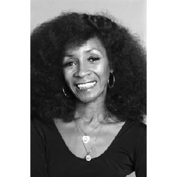 Raynoma Singleton Biography