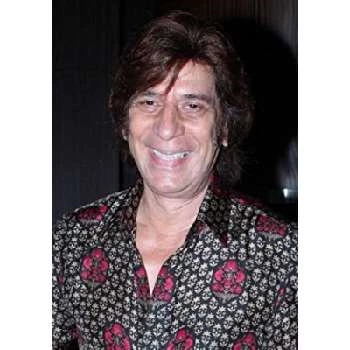 Razak Khan - Biography, Birthday, Wiki, Family, Networth & More