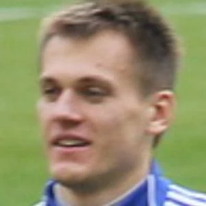 Artem Rebrov - Family, Bio, Birthday, Family, Income & More