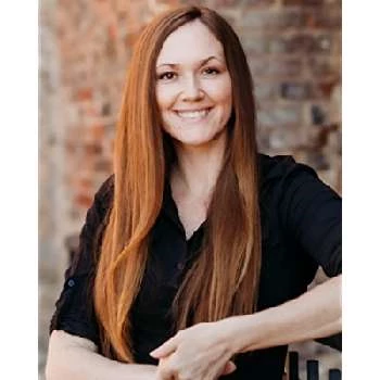 Regina Groth - Age, Bio, Birthdate, Family, Networth & More