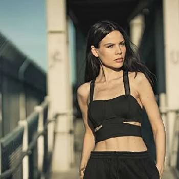 Rei Kennex - Age, Bio, Birthdate, Family, Networth & More