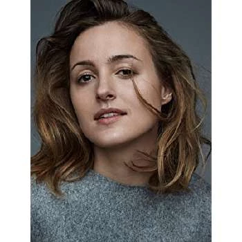 Renate Reinsve - Age, WIki, Birthday, Family, Networth & More