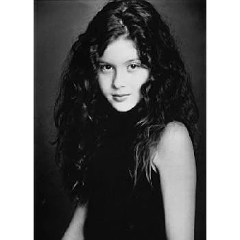 Renee Olstead - Age, Wiki, Birthdate, Bio, Networth, Family & More