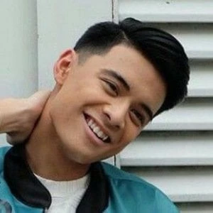 Russell Reyes - Wiki, Bio, Networth, Birthdate, Family & More