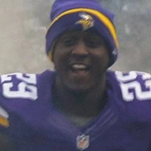 Xavier Rhodes Biography