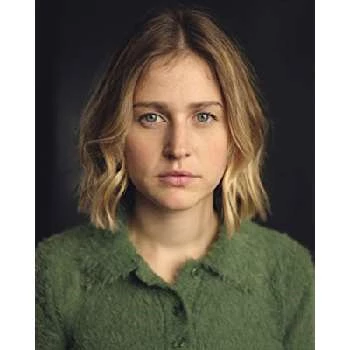 Ria Zmitrowicz - Age, Bio, Birthdate, Family, Networth & More