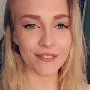 RichtigRonja - Parents, Networth, Bio, Birthdate, Family Wiki & More