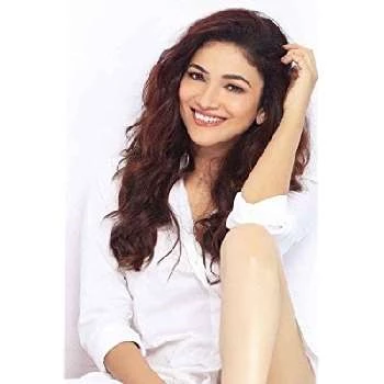 Ridhima Pandit - Bio, Networth, Family, Age, Birthdate & More