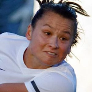 Ali Riley - Birthplace, Bio, Wiki, Birthday, Family, Networth & More