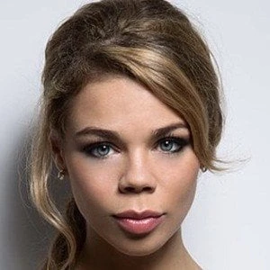 Lauren Riley - Age, Bio, Birthdate, Family, Networth & More