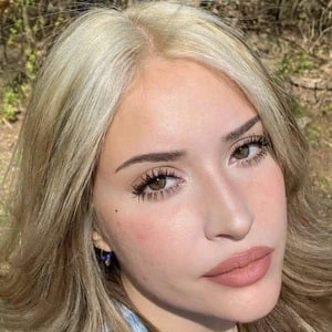 Abril Rios - Profession, Biography, Birthdate, Family, Wiki & More