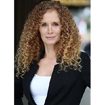 Risa Benson - Age, Bio, Birthdate, Family, Networth & More