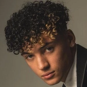 Maximo Rivano - Wiki, Bio, Networth, Birthdate, Family & More