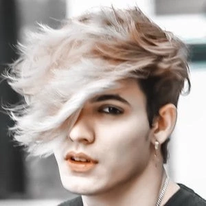 RIZXTAR - Age, Height, Birthdate, Family, Wiki & More