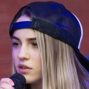 Maryana Ro Biography