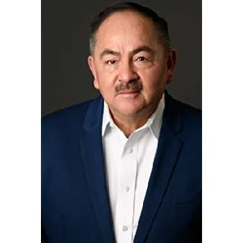 Rob Estrada - Age, Bio, Birthdate, Family, Networth & More